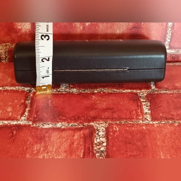 𝘽𝙀𝘽𝙀 𝘽𝙪𝙩𝙩𝙚𝙧𝙛𝙡𝙮 𝙍𝙝𝙞𝙣𝙚𝙨𝙩𝙤𝙣𝙚 𝙀𝙖𝙧𝙧𝙞𝙣𝙜𝙨 & 𝘾𝙖𝙨𝙚 - Picture 10 of 13